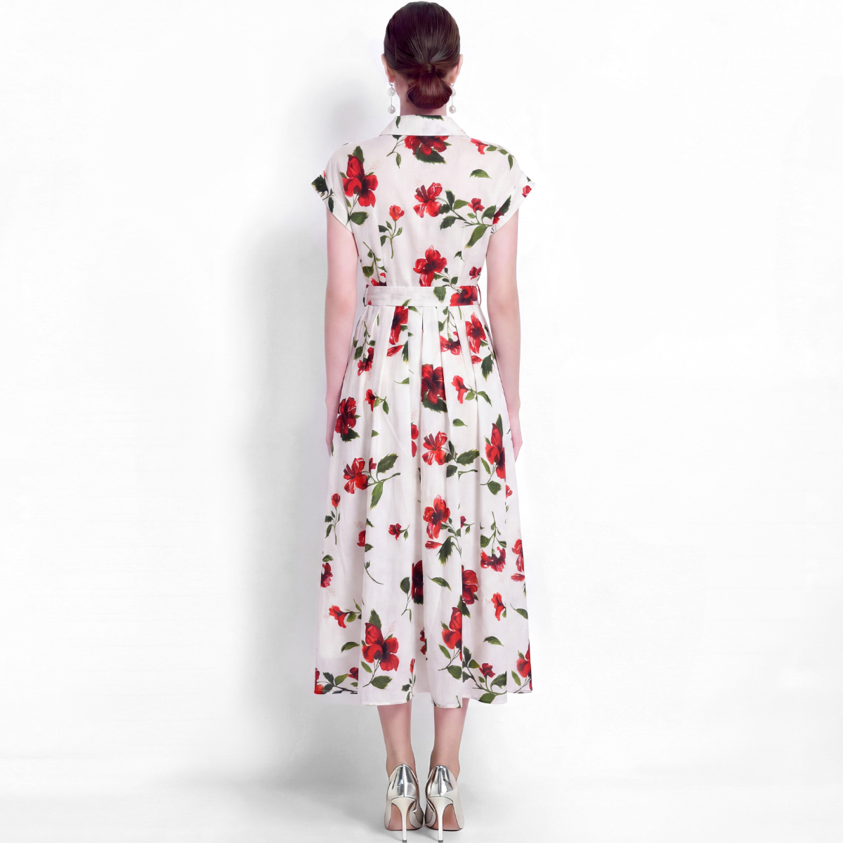 Stijlvolle bloemenjurk met kor - Vintage Collectible Buttons recensie en prijs